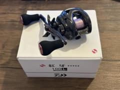 【美品】DAIWA 23紅牙 コウガKOHGA 100Lのサムネイル