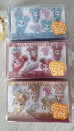 TWICEのサムネイル