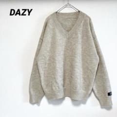 DAZY ベージュ Vネック 長袖ニット セーター S