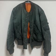 ALPHA INDUSTRIES MA-1のサムネイル