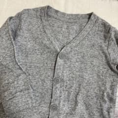 UNIQLO ベビー服　長袖カーディガンのサムネイル