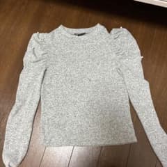 ZARA グレー パフスリーブ ニット Sのサムネイル