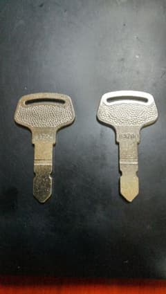 クボタ トラクター Kシリーズ鍵 2本セットのサムネイル