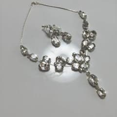 ウエディング ネックレス&イヤリングのサムネイル