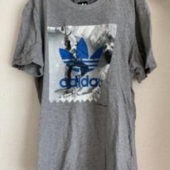 adidas Tシャツのサムネイル