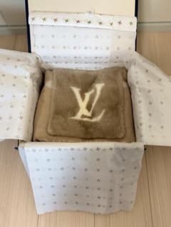 未使用 Louis Vuitton カシミア100%大判ベージュ ショール - メルカリ