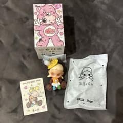 ポップマート正規品　zsiga ケアベアコラボのサムネイル