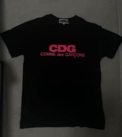 【美品】CDG COMME des GARCONS Tシャツ ピンクロゴ　XLのサムネイル