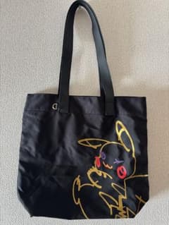 シュウウエムラ　限定品　ピカチュウ　トート シュウウエムラ ピカチュウ ポケモン shu uemura トートバッグ - メルカリ