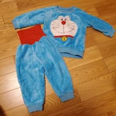 ドラえもんモコモコパジャマのサムネイル