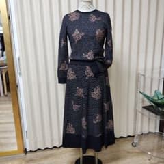 最終お値下げGRACE CONTINENTALニットセットアップのサムネイル