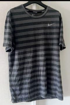 【期間限定価格‼️】Nike DRI-FIT グレー ストライプ Tシャツ - 5