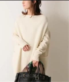 【値下げ】カシミヤ混ワイドシルエットボートネックプルオーバーのサムネイル