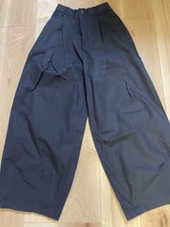 タック入り ワイドパンツ ブラックのサムネイル