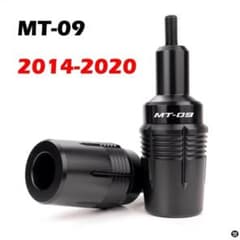 ヤマハ MT09 バイク落下防止 フレームスライダー 2014-2020 黒 - メルカリ