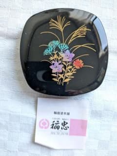 美品❗️輪島塗　稲忠　銘々皿５枚セット 桜模様 輪島塗 稲忠 手鏡 櫛セット 蒔絵 - メルカリ