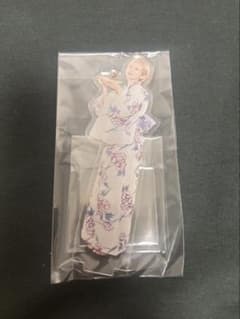 ExWHYZ mayu 沖縄 アクリルスタンドのサムネイル