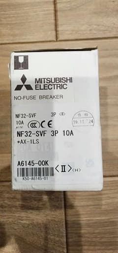 三菱電機　遮断器　NF32-SVF 3P 10A AX-1LSのサムネイル