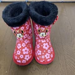 ミニーちゃんのブーツのサムネイル