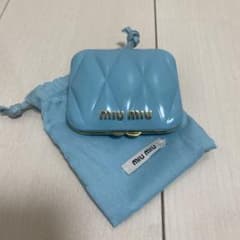 miu miu ミラー 鏡のサムネイル