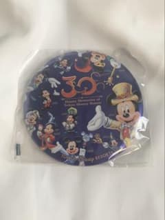 ディズニーリゾート　缶バッチ　30周年記念のサムネイル