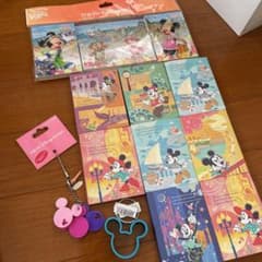 ディズニーシー　ディズニーリゾート　メモ帳　キーホルダーセットのサムネイル