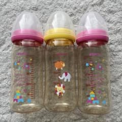 らんらん様ピジョン 母乳実感 プラスチック製 オレンジイエロー 240mlのサムネイル