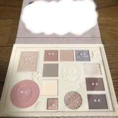Colorrose Eyeshadow Compact パレットのサムネイル