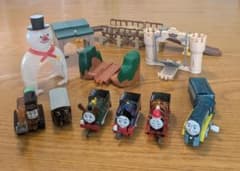 【クリアラメ】カプセルプラレール トーマス まとめ売り 雪だるまトンネルのサムネイル