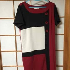 ブロック赤ワンピ☆値下げ中のサムネイル