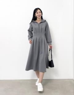 【試着のみタグ付き】シネマティック　ダブルポケットパーカーワンピ　フリーショート 試着のみタグ付き】シネマティック ダブルポケットパーカーワンピ