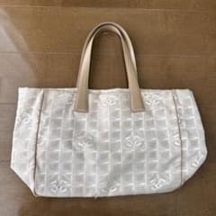 CHANEL トラベルライン トートバッグ ベージュのサムネイル
