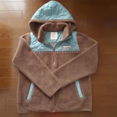 フリースのジャンパーのサムネイル