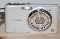 LUMIX 　DMC-FX77　ホワイト・白　オールドコンデジ【動作確認済】 LUMIX DMC-FX77 ホワイト・白 オールドコンデジ【動作確認済】 - メルカリ