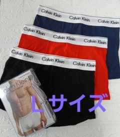 Calvin Klein 　ボクサーパンツ　Ｌサイズ　 3枚セット黒、紺、赤のサムネイル