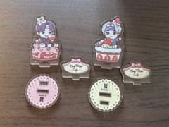 TinyTAN Cafe Jin V ジン テテ アクリルスタンド 2種セットのサムネイル