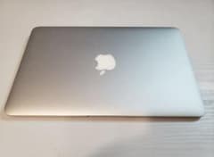 早い者勝ち! MacBook Air 11inch (バッテリー状態：正常)のサムネイル