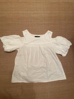 w closet オフショルダー ブラウス ホワイトのサムネイル