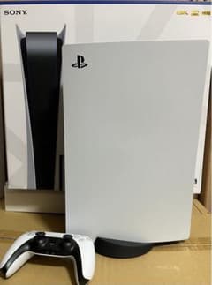 ps5 本体　型番cfi-1100a 01 ディスク版のサムネイル