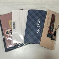 SixTONES グッズまとめ売り - メルカリ