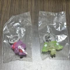 ジュエルペット めじるしアクセサリー2 ガーネット　ペリドット 2個セットのサムネイル