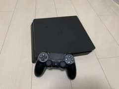 PlayStation®4 ジェット・ブラック 500GB CUH-2000A…のサムネイル