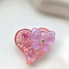 レジン ヘアゴム ハート クリアピンク系 ◡̈♥︎ 蝶付き ※透け感あり