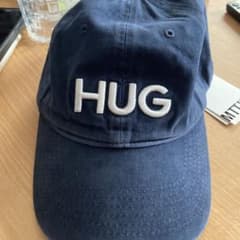 MTTIRE【 HUG 】キャップ ネイビー ジョンハン着用のサムネイル