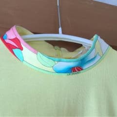 レオナールの綺麗なトップスですのサムネイル