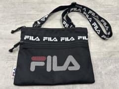 FILA ショルダーポーチ バッグ サコッシュ ブラックのサムネイル