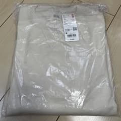 新品未使用！　UNIQLO ユニクロ　スウェットシャツのサムネイル