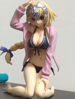 FGOフィギュア ジャンヌ・ダルク水着Verのサムネイル