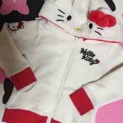 新品キティちゃんパーカーのサムネイル