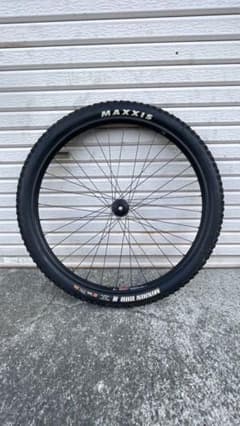 MTB 29インチ ホイール DT Swiss タイヤ Maxxisのサムネイル